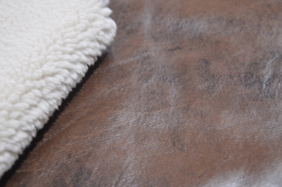 Pu 100%P Sherpa меха 520gsm твердый твердый скрепил ткань ватки